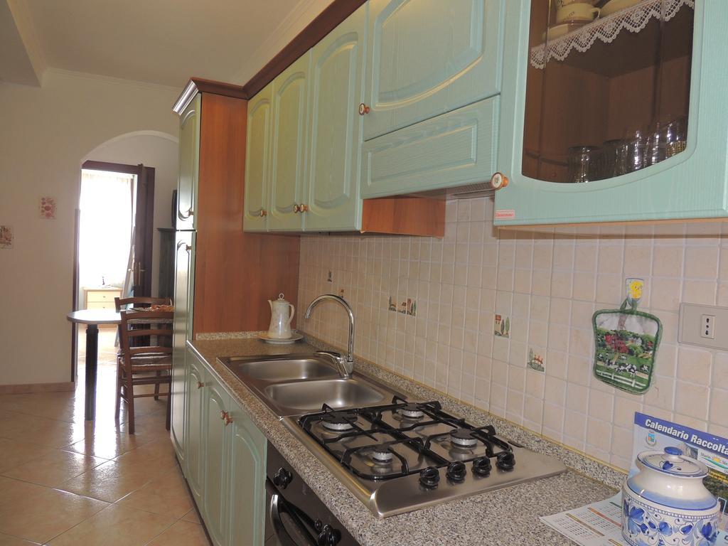 Apartments Baunei Szoba fotó